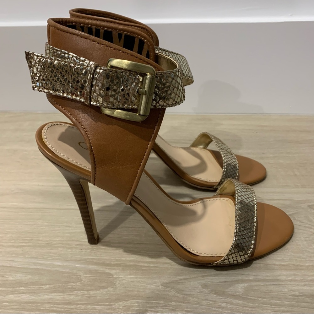 Guess shoes